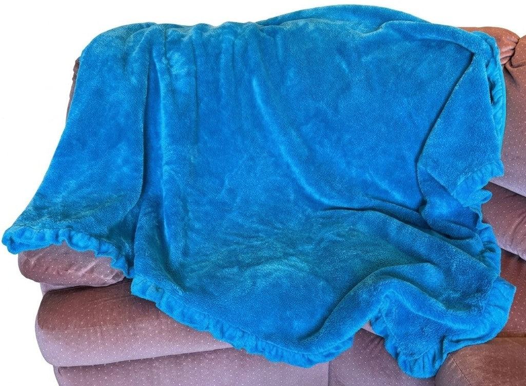 Whimsy Ultra Plush Ruffled Blanket